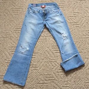 LUCKY BRAND distress wash jeans